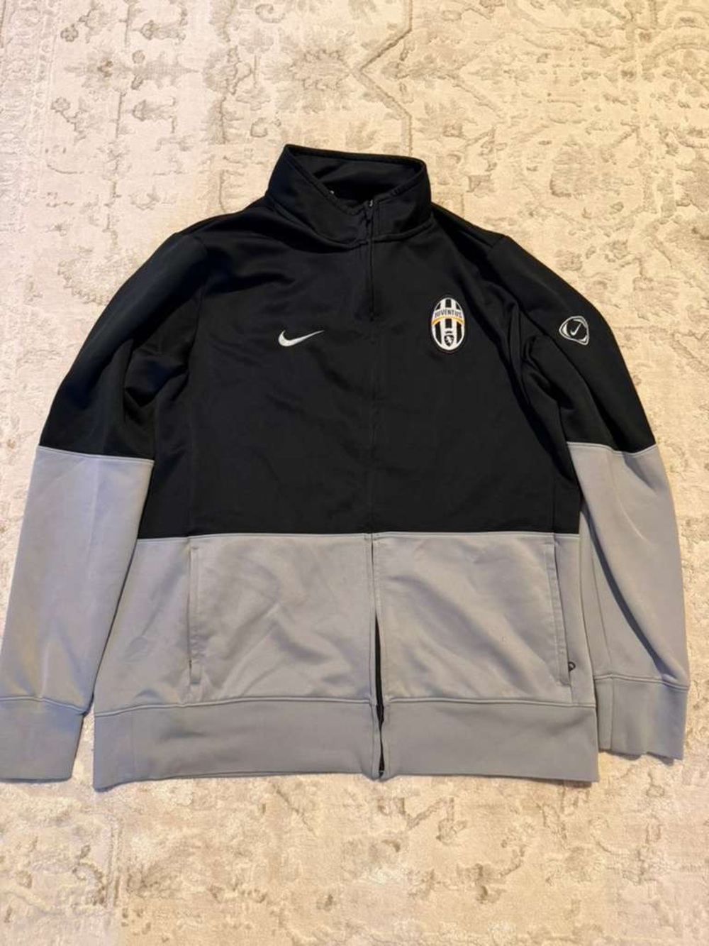 2009/10 Nike Juventus Black & Gray Half-Zip Track Jacket 100% Authentic XL